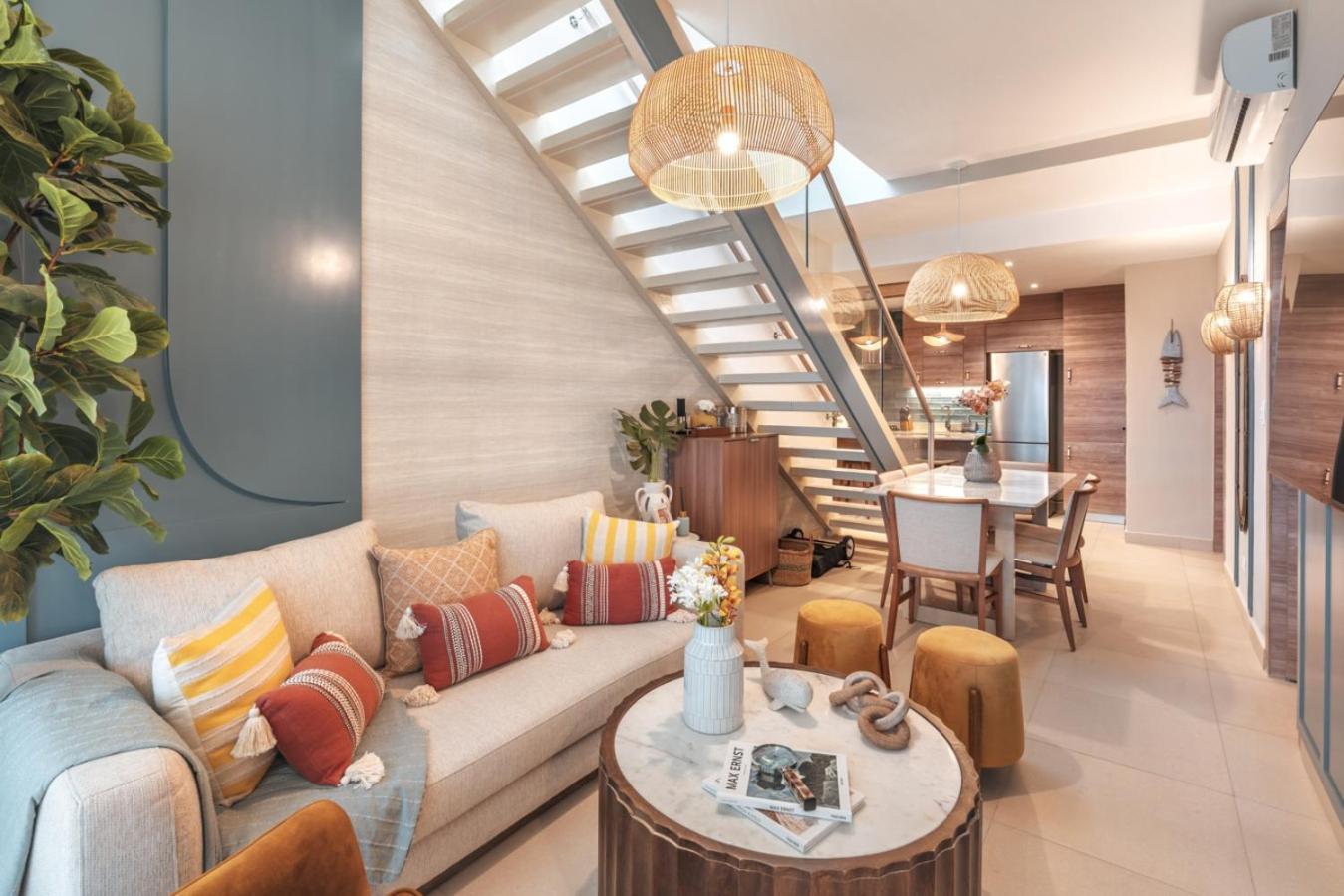 Appartement With 3 Bedrooms In Canas *